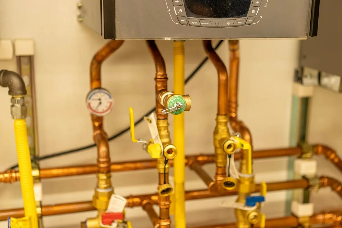 Licensed technician providing Slab Leak Repair for a homeowner in Girard